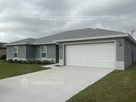 18 NW 13th Pl in Cape Coral, FL - Building Photo