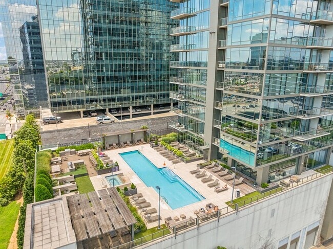 property at 1212 Laurel St