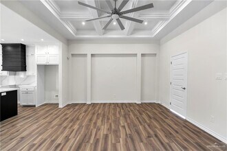 18 Torreon St in Hidalgo, TX - Foto de edificio - Building Photo