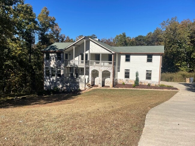 1305 Smithdale Heights Dr in Cumming, GA - Building Photo - Building Photo