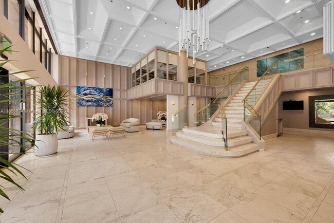 251 Crandon Blvd in Key Biscayne, FL - Building Photo - Building Photo