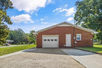 600 Gale Ln in Athens, AL - Building Photo - Building Photo
