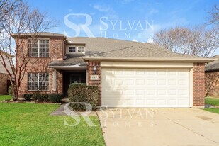 10409 Jaybird Dr in Fort Worth, TX - Building Photo