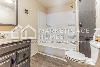 1445 5th Ave in Terre Haute, IN - Building Photo - Building Photo