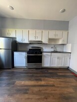 61 W 49th St, Unit 2 Apartments