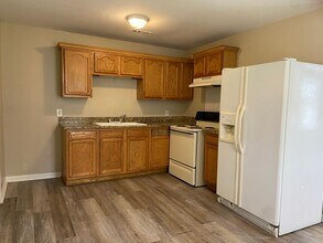 2722 Rosemary Dr in Winston-Salem, NC - Building Photo - Building Photo