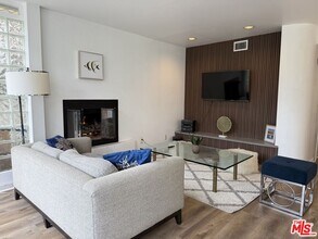 39 Westminster Ave in Los Angeles, CA - Building Photo - Building Photo