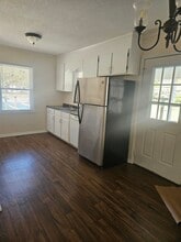 100 J R Pl in Goldsboro, NC - Foto de edificio - Building Photo