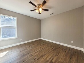 159 Waurika in Mabank, TX - Foto de edificio - Building Photo