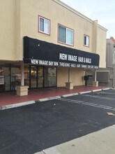 24207 Hawthorne Blvd in Torrance, CA - Foto de edificio - Building Photo