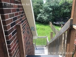 25-25 Meinzinger Ave in Kitchener, ON - Building Photo - Building Photo