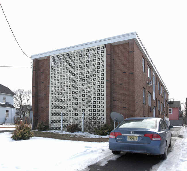 410 3rd Ave in Asbury Park, NJ - Foto de edificio - Building Photo