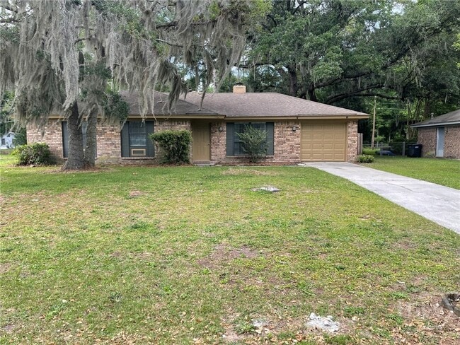 18 Rivers Bend Dr in Savannah, GA - Building Photo - Building Photo