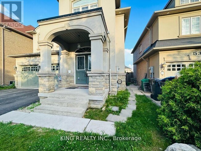 property at 13 Black Diamond Cres