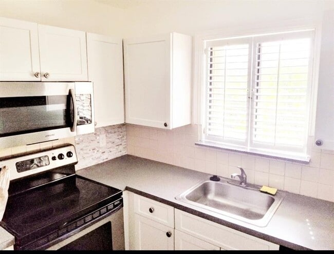 property at 1201 S Flagler Ave
