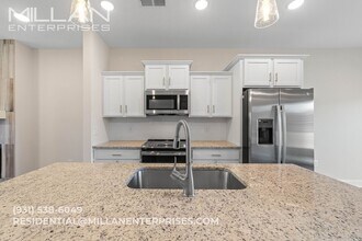 616 Southern Pass Run in Clarksville, TN - Building Photo - Building Photo