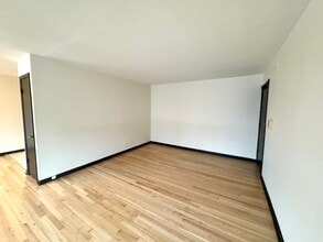 424 Elgin Ave in Forest Park, IL - Foto de edificio - Building Photo