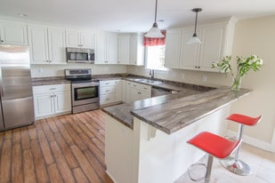 104 Buckingham Rd in Charlottesville, VA - Building Photo