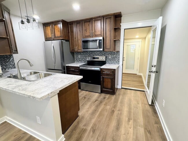 property at 116 Montrose Dr