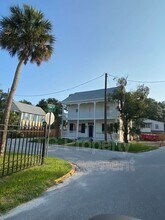 30A Sanford St in St. Augustine, FL - Foto de edificio - Building Photo