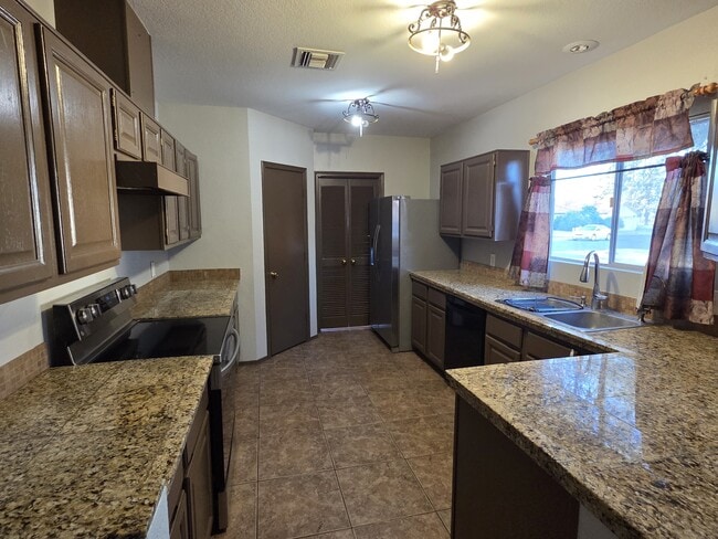 1220 E Campbell Ave in Gilbert, AZ - Building Photo - Building Photo