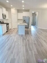 1114 Foxtail Dr, Unit 2 in Baton Rouge, LA - Building Photo - Building Photo