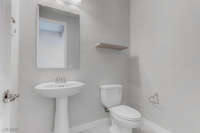 8874 Howell St in Las Vegas, NV - Building Photo - Building Photo