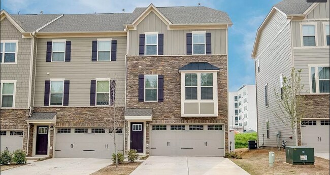 128 Lanyard Dr in Mooresville, NC - Building Photo - Building Photo