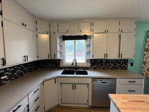 601 Levee Blvd in St. James, MN - Foto de edificio - Building Photo