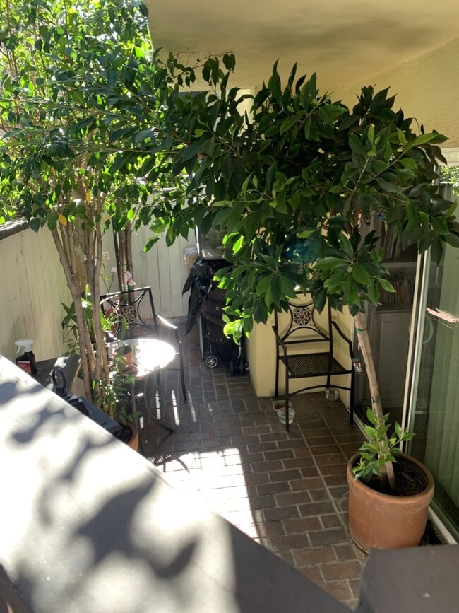 property at 11634 Gorham Ave