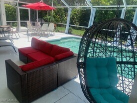 1499 Vintage Ln in Naples, FL - Building Photo