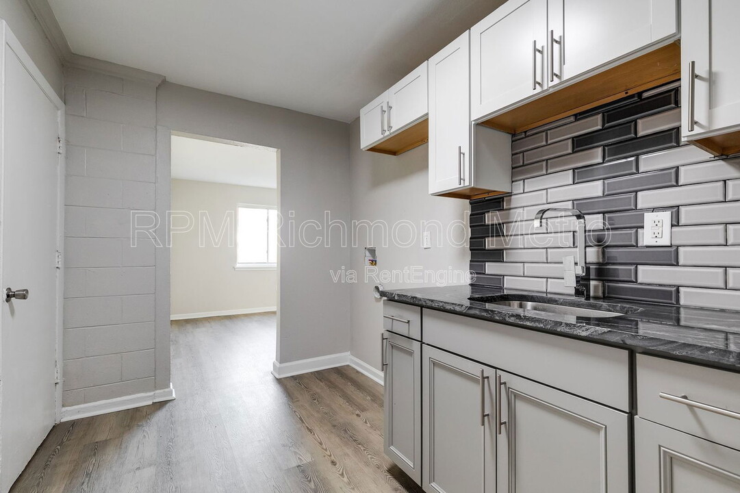 1909 Whitcomb St in Richmond, VA - Building Photo