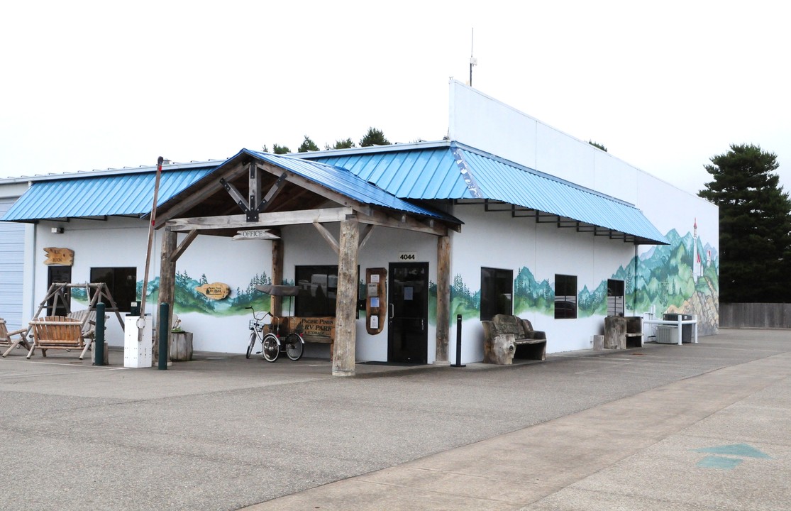 Pacific Pines RV Park & Storage in Florence, OR - Building Photo