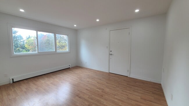 207 Moore St in Cambridge, ON - Building Photo - Building Photo