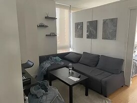 81 Warren St, Unit 3 in New York, NY - Building Photo