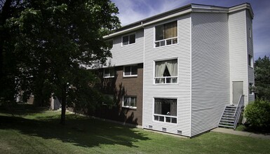 67 & 141 Harlington in Halifax, NS - Building Photo - Building Photo