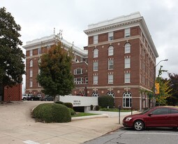 The Georgian in Athens, GA - Building Photo