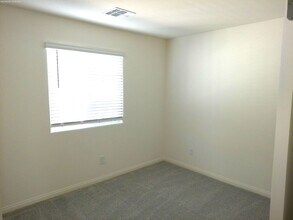 3488 Aspen Mountain Ave in Las Vegas, NV - Building Photo - Building Photo