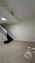 985 SW 143rd Ave in Pembroke Pines, FL - Building Photo - Building Photo