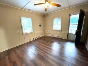 51 Quarter Moon Rd in Emporia, VA - Building Photo - Building Photo