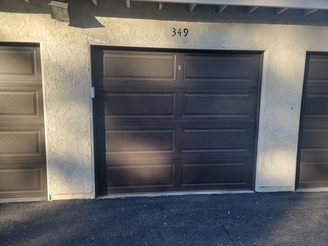 20702 El Toro Rd in Lake Forest, CA - Building Photo - Building Photo