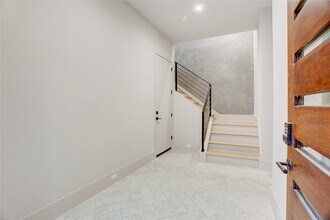 1116 Peden St in Houston, TX - Building Photo - Building Photo