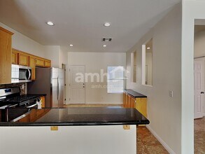 1660 Encarta St in Las Vegas, NV - Building Photo - Building Photo