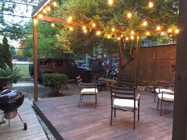 822 N Wood St, Unit 1R, Unit 1R