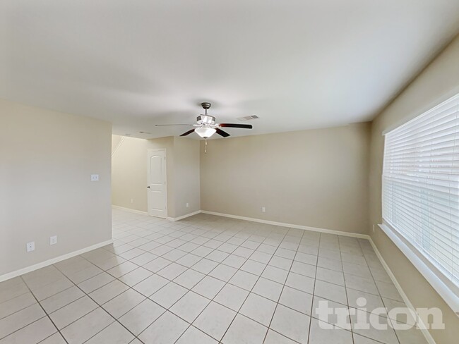 441 Palomino Stand Dr in La Marque, TX - Building Photo - Building Photo