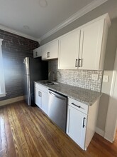 102 W Second St, Unit Apt #3 in Lexington, KY - Foto de edificio - Building Photo