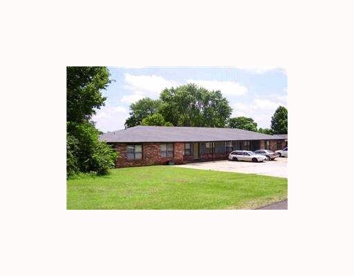 810 S Cherry Ln in Fayetteville, AR - Building Photo - Building Photo