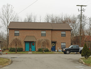 Rosemont Village Apartments in South Point, OH - Building Photo - Building Photo