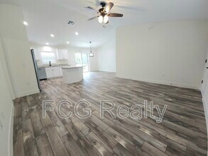7649 W Normandy Pl in Citrus Springs, FL - Building Photo - Building Photo