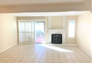 6811 Alderwood Dr in Carlsbad, CA - Building Photo - Building Photo